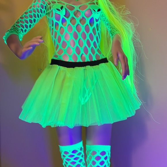 NWT Neon Green Body Suit with Thigh High Stockings. - Picture 6 of 12